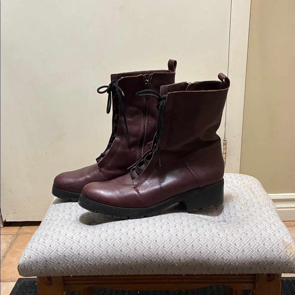 Kelsi Dagger Burgundy Lace-Up Boots